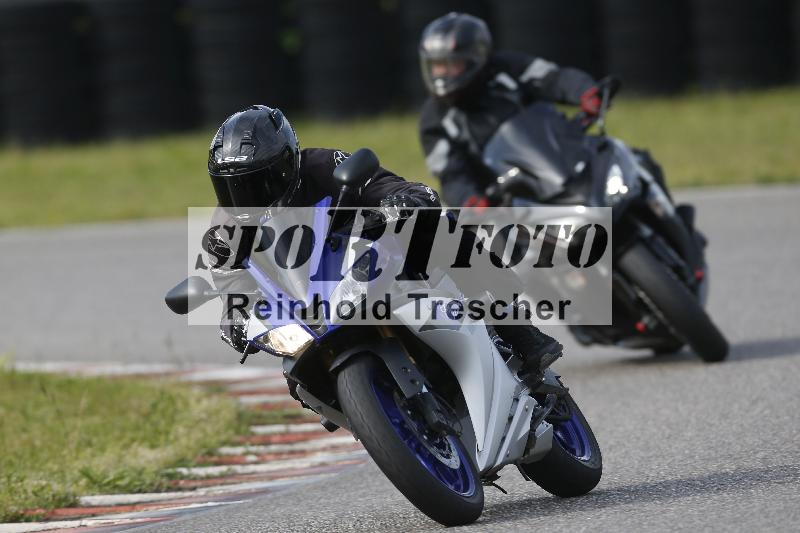 /Archiv-2024/17 01.05.2024 Speer Racing ADR/Schnuppertraining